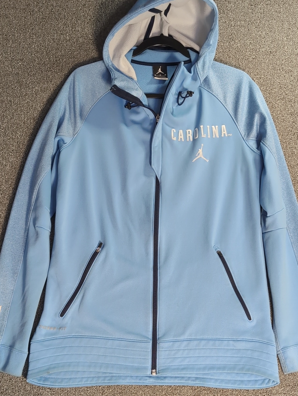 Jordan UNC Tarheels Therma-Fit Elite Full Zip Hoodie Size Medium in UNC Blue
